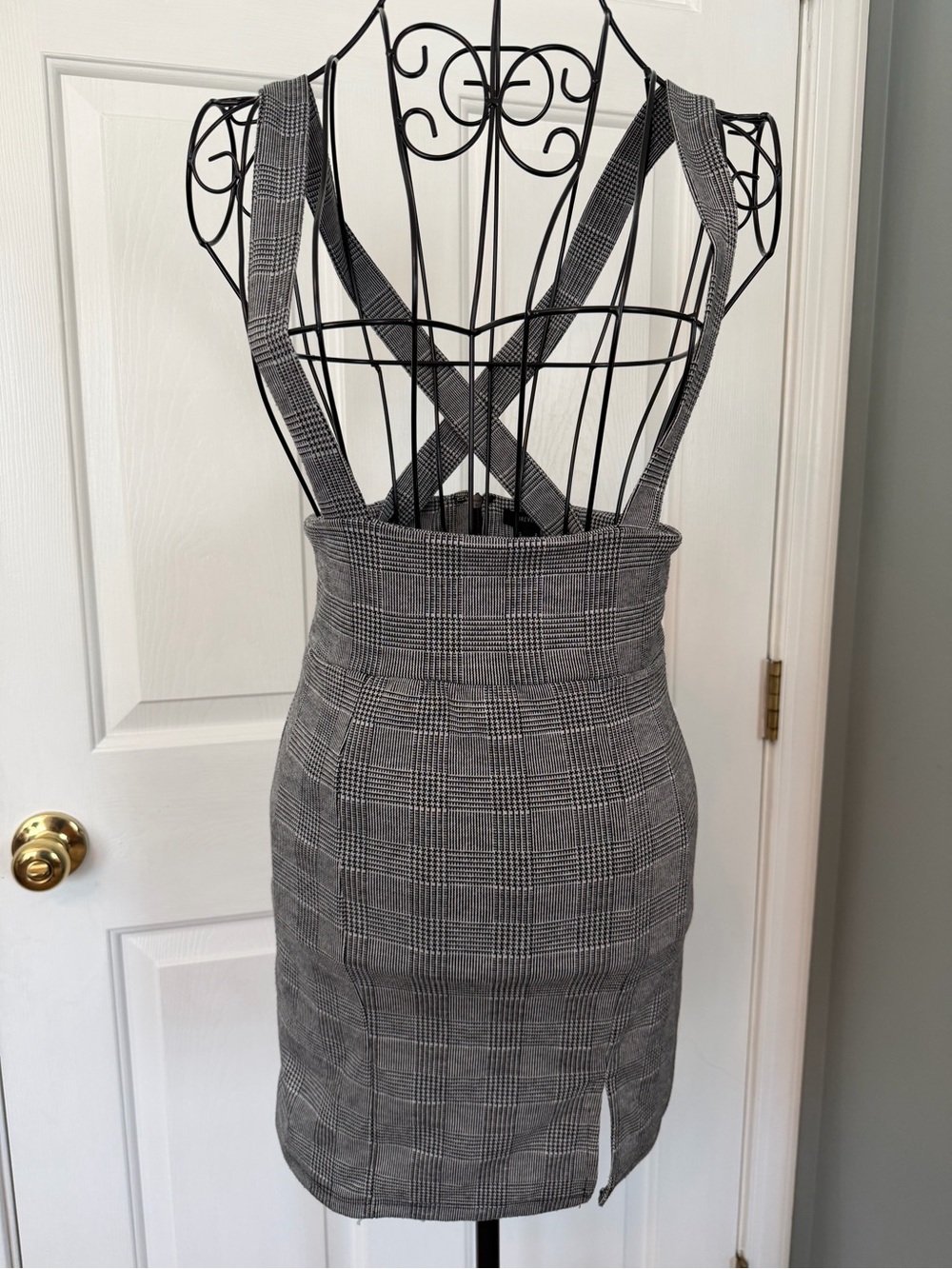 FOREVER 21 Grey Glen Plaid Suspender Overall Mini Skirt Size S